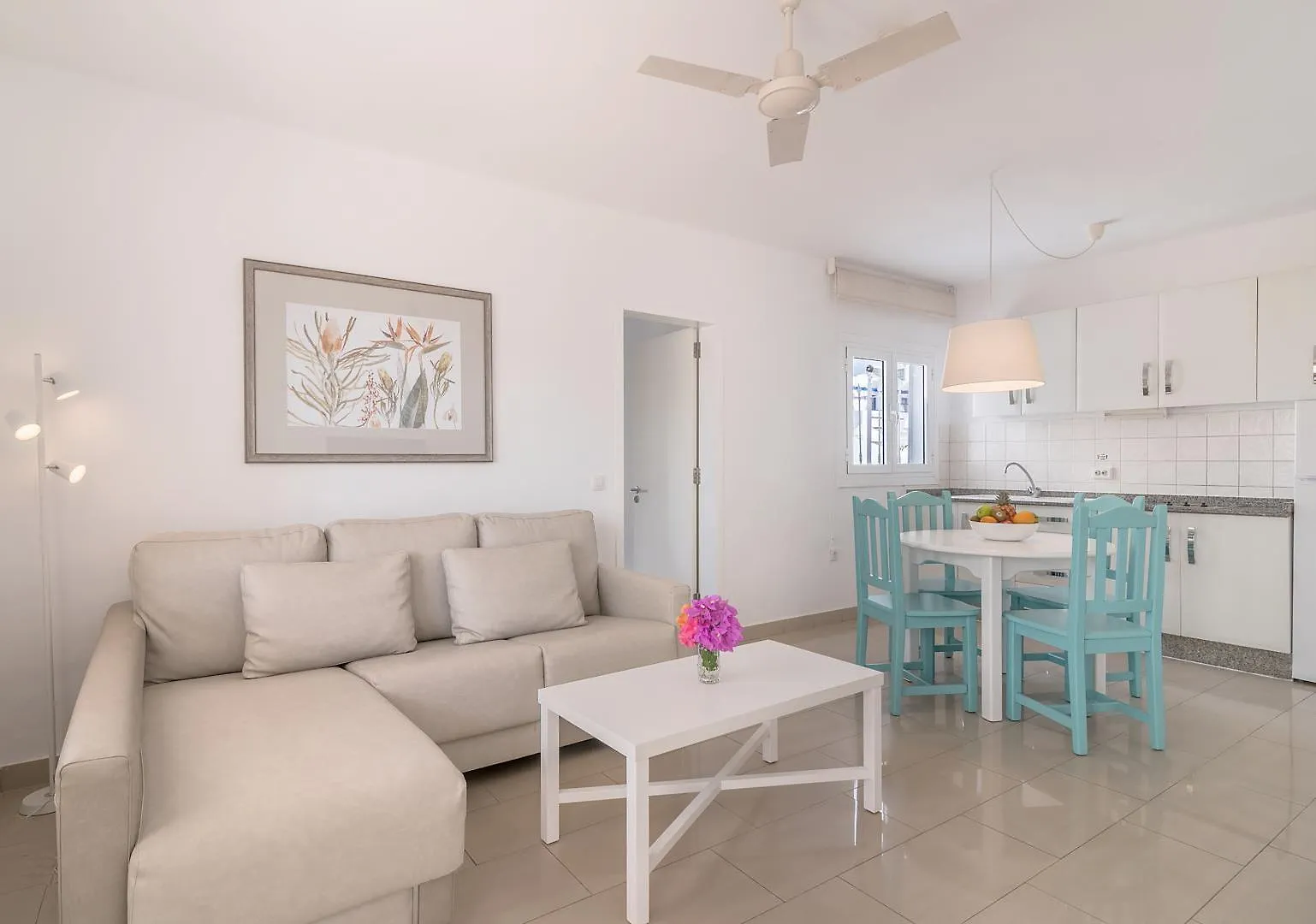 ** Aparthotel Apartamentos Parque Tropical En Lanzarote Puerto del Carmen  Spain