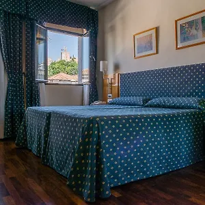 *** Hotel Inglaterra Spanje