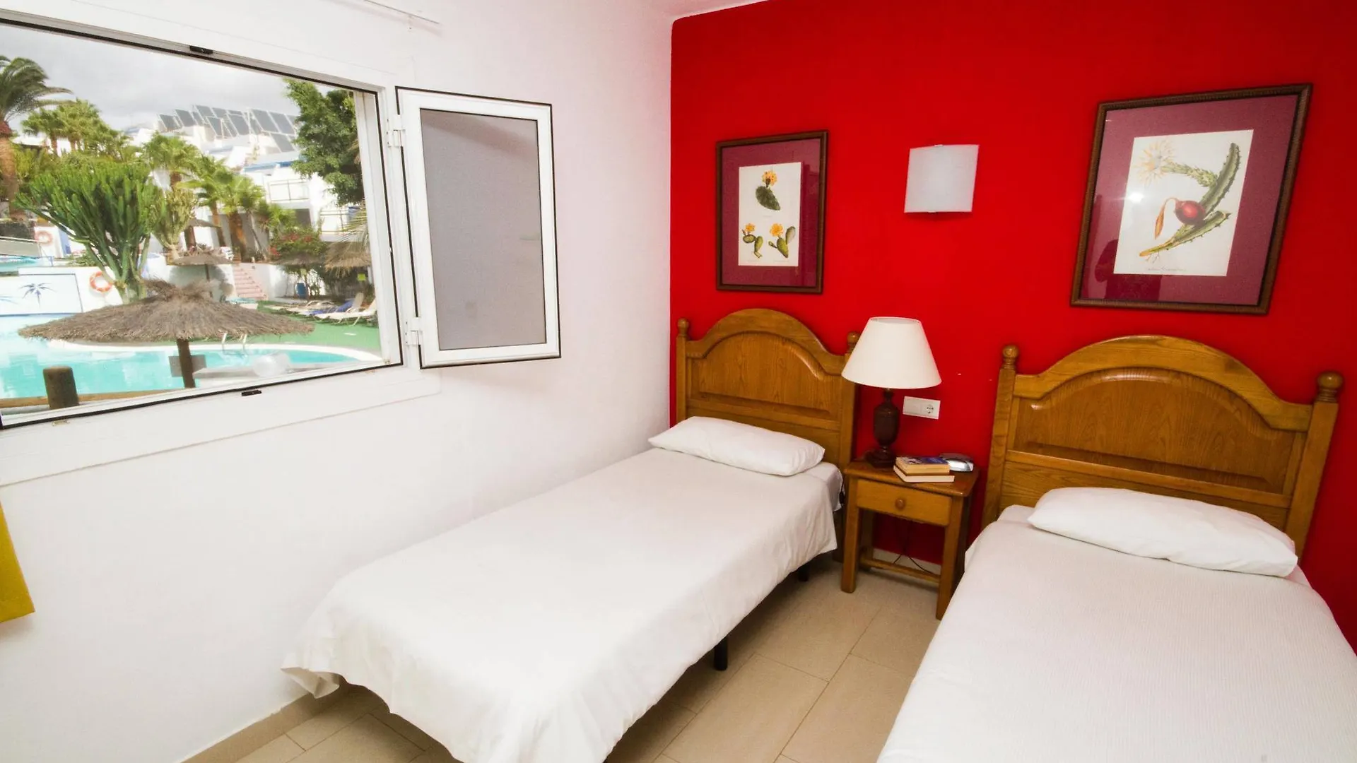 Apartamentos Parque Tropical En Lanzarote Puerto del Carmen  2*, Puerto del Carmen (Lanzarote) Spanje