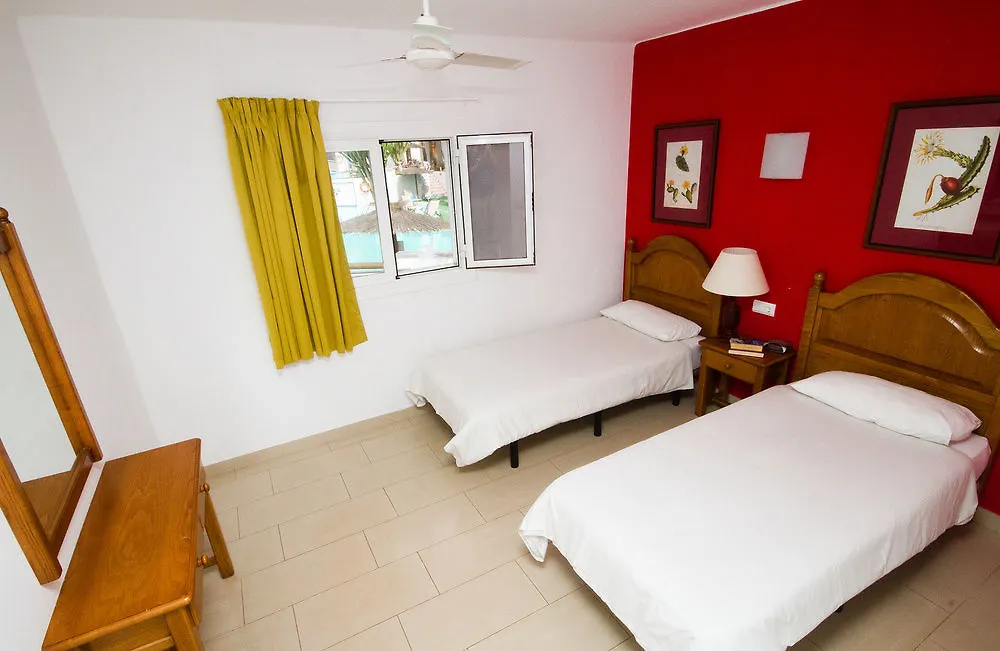 ** Aparthotel Apartamentos Parque Tropical En Lanzarote Puerto del Carmen  Spanje