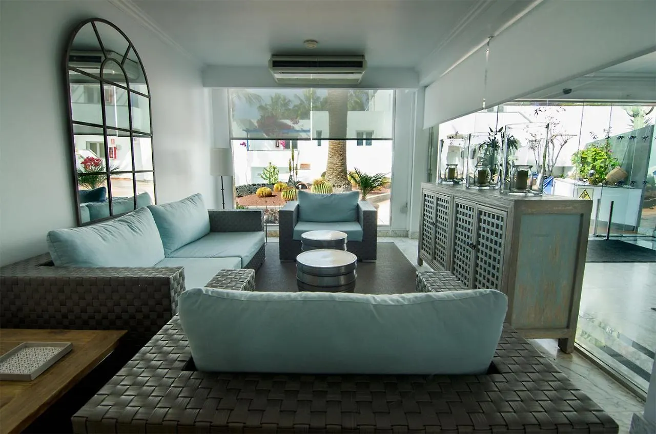 Apartamentos Parque Tropical En Lanzarote Puerto del Carmen  2*, Puerto del Carmen (Lanzarote)
