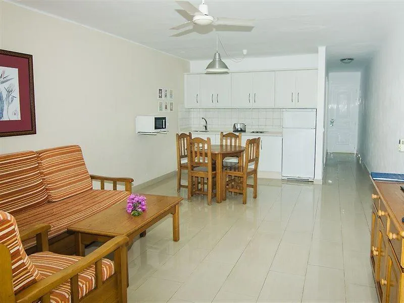 Aparthotel Apartamentos Parque Tropical En Lanzarote Puerto del Carmen